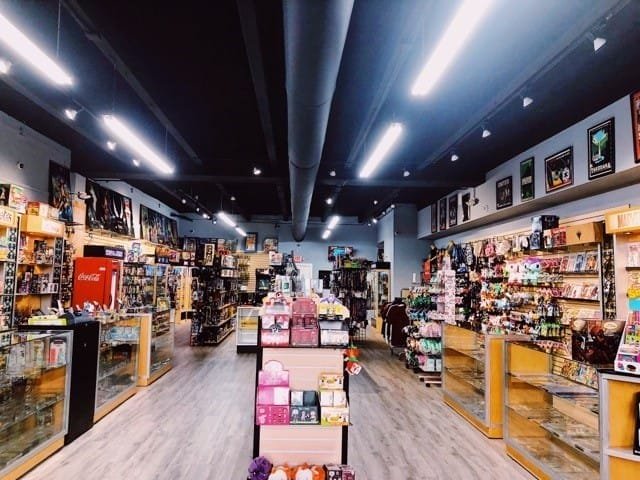 AF1QipMGI 0 5oHWiKUt72REdv31olCji8tpGmlCLfHNw1600 h1000 k no 3