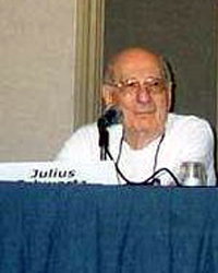 Julius Schwartz in 2002 1